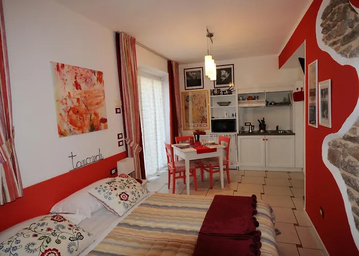 Bed & Breakfast Casa Novecento 4*